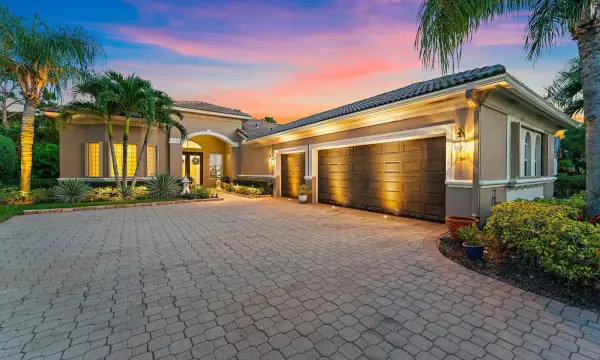 7828 Preserve Drive, West Palm Beach, FL 33412