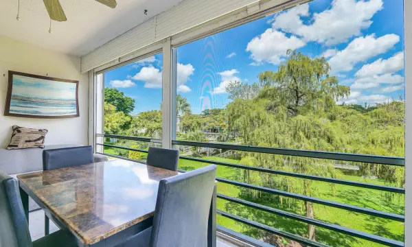 4851 NW 26th Court 343, Lauderdale Lakes, FL 33313