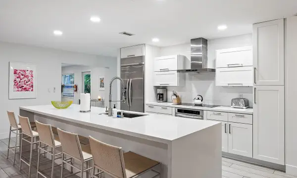 570 N Dover Road, Tequesta, FL 33469