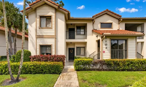 1103 Duncan Circle 201, Palm Beach Gardens, FL 33418
