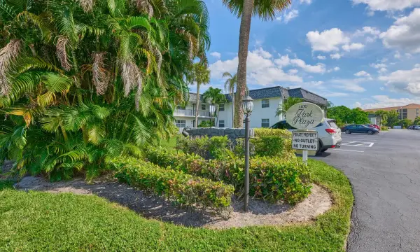 1100 E Indiantown Road 104, Jupiter, FL 33477