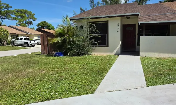 3774 Mil Lake Court, Greenacres, FL 33463