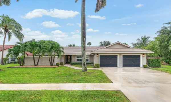 9077 Old Pine Road, Boca Raton, FL 33428