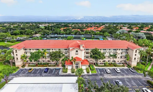 5938 Crystal Shores Drive 104, Boynton Beach, FL 33437