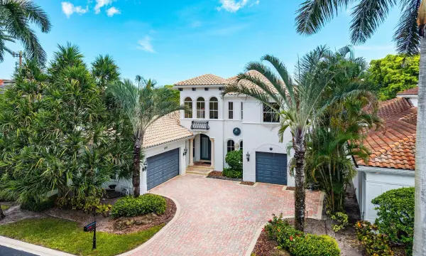 16267 Bristol Pointe Drive, Delray Beach, FL 33446
