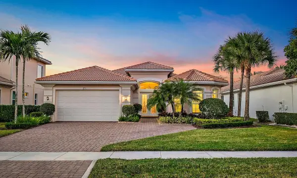 271 Carina Drive, Jupiter, FL 33478