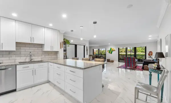 12 Stratford Drive E A, Boynton Beach, FL 33436