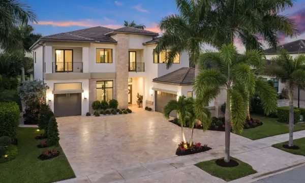 9275 Biaggio Road, Boca Raton, FL 33496
