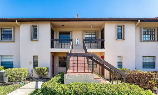 9283 Vista Del Lago G, Boca Raton, FL 33428