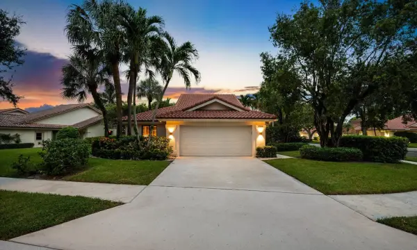 2890 Antietam Lane, West Palm Beach, FL 33409
