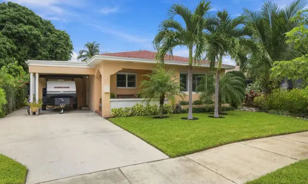 330 Cornell Drive, Lake Worth Beach, FL 33460