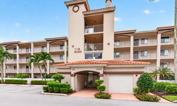 6065 Pointe Regal Circle 403, Delray Beach, FL 33484