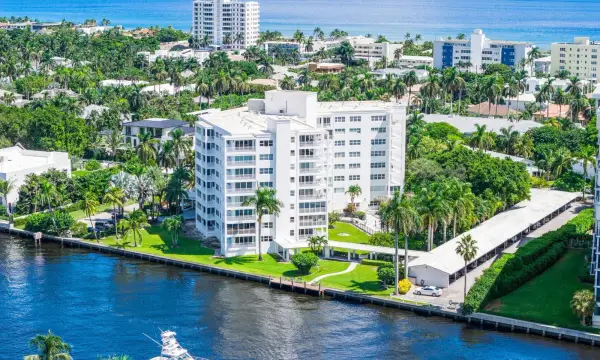1000 Lowry Street, Delray Beach, FL 33483