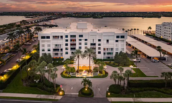 2860 S Ocean Boulevard Unit 512, Palm Beach, FL 33480