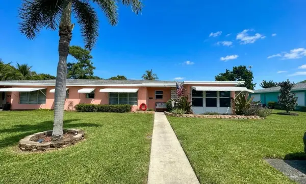355 Main Boulevard C, Boynton Beach, FL 33435