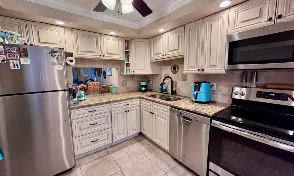 400 NE 20th Street B208, Boca Raton, FL 33431