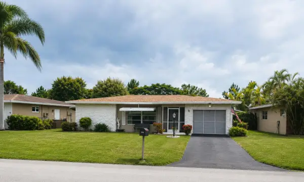 4821 NW 13th Avenue, Deerfield Beach, FL 33064