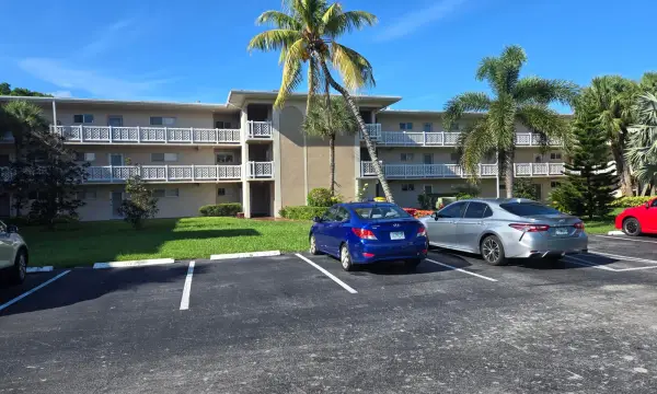 2682 Garden Drive S 304, Lake Worth, FL 33461