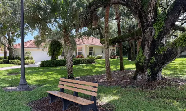 323 Kelsey Park Circle, Palm Beach Gardens, FL 33410