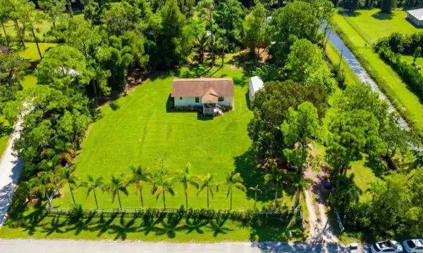 16140 Preakness Drive E, Loxahatchee, FL 33470