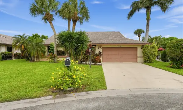 5628 Pleasant Valley Lane, Delray Beach, FL 33484