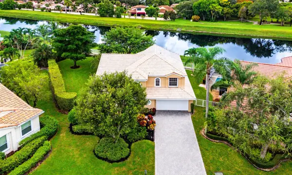 23261 Torre Circle, Boca Raton, FL 33433
