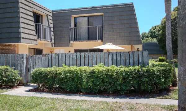 606 6th Way, West Palm Beach, FL 33407