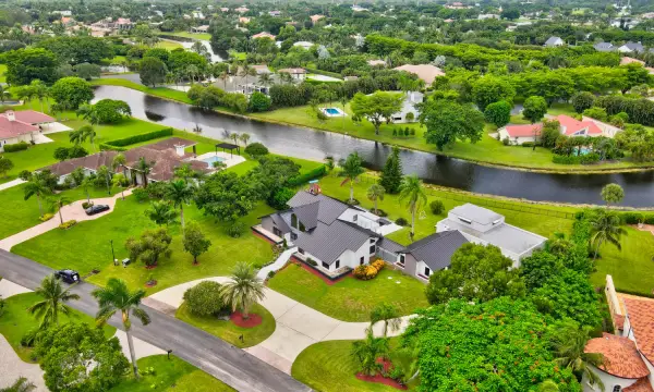 10385 Avenida Del Rio, Delray Beach, FL 33446