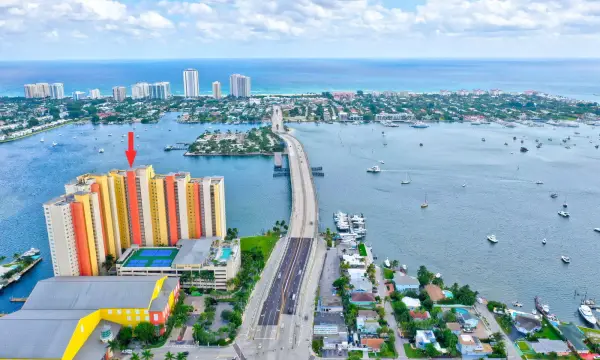 2640 Lake Shore Drive 2608, Riviera Beach, FL 33404