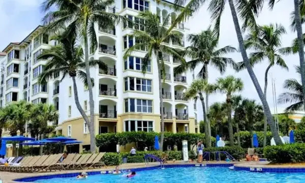 71 S Ocean Avenue, Unit 8708, Palm Beach Shores, FL, 33404
