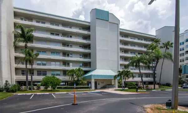 7979 Sailboat Key Boulevard S, Unit 101, South Pasadena, FL, 33707