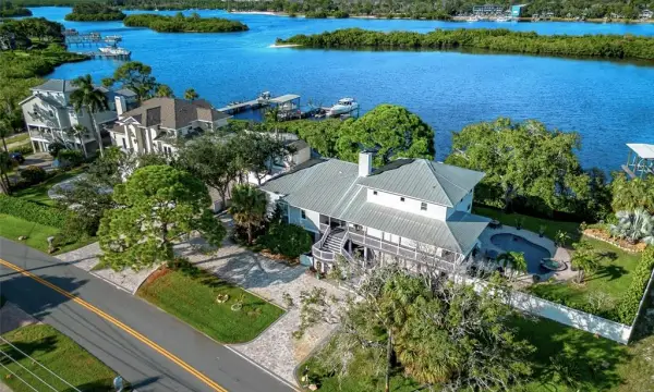 1538 Riverside Drive, Tarpon Springs, FL, 34689