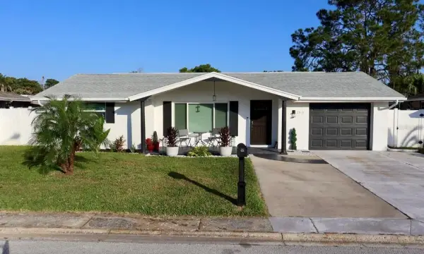 7519 Holly Lake Lane, New Port Richey, FL, 34653