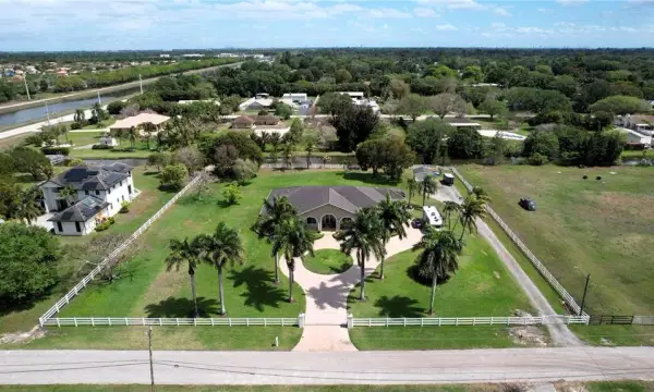 4810 SW 198 Terrace, Southwest Ranches, FL, 33332