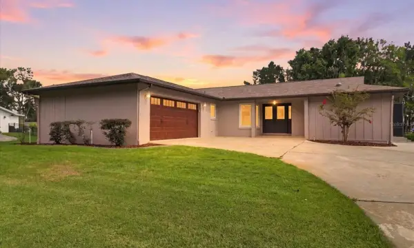 220 SE Kings Bay Drive, Crystal River, FL, 34429