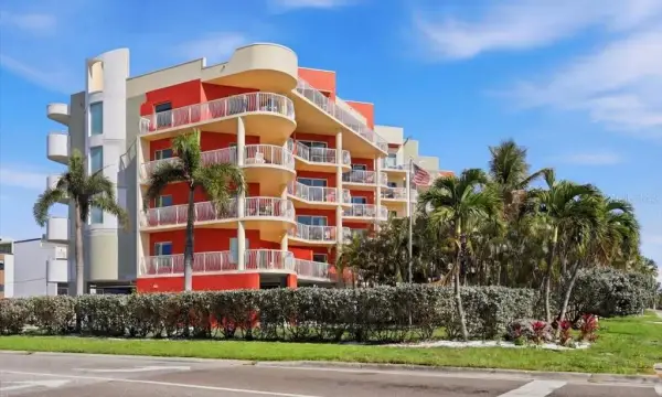 Address Withheld, Unit 206, Treasure Island, FL, 33706