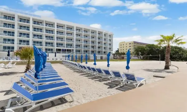 11500 Gulf Boulevard, Unit 202, St Petersburg, FL, 33706