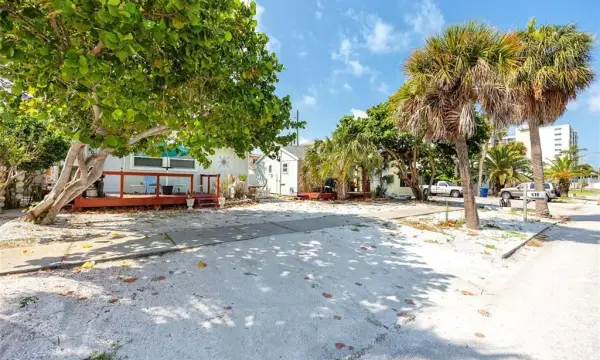 608 72nd Avenue, St Pete Beach, FL, 33706