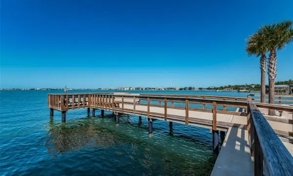 100 Bluff View Drive, Unit 608c, Belleair Bluffs, FL, 33770