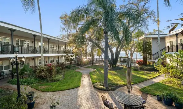 1101 Victoria Drive, Unit 7, Dunedin, FL, 34698