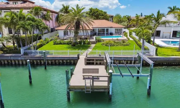 205 Harrison Avenue, Belleair Beach, FL, 33786