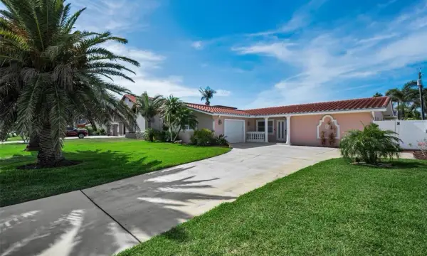 111 17th Street, Belleair Beach, FL, 33786