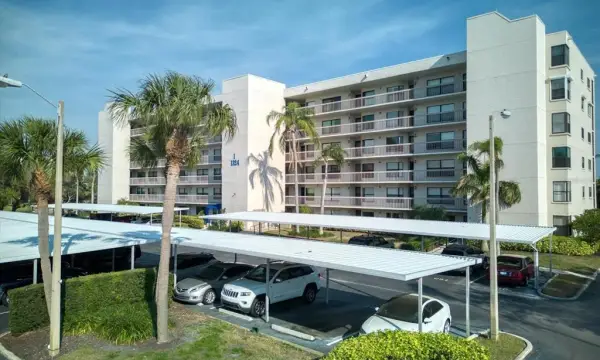 1324 Pasadena Avenue S, Unit 201, South Pasadena, FL, 33707