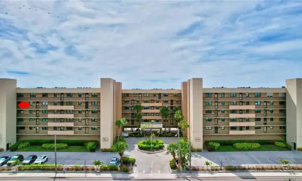 14900 Gulf Boulevard, Unit 401, Madeira Beach, FL, 33708