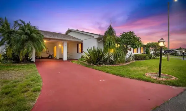 213 Glenellen Place, Sun City Center, FL, 33573