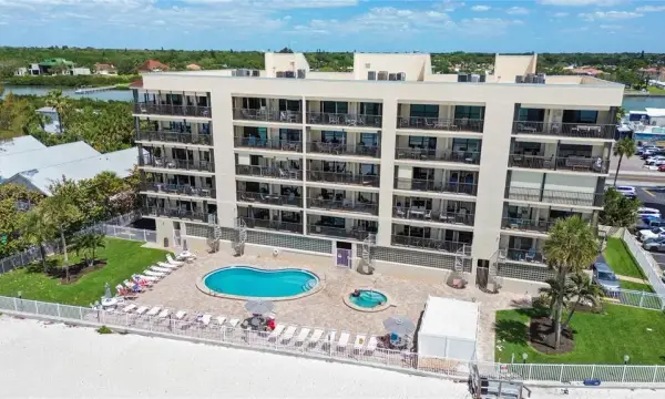 20040 Gulf Boulevard, Unit 402, Indian Rocks Beach, FL, 33785