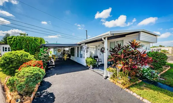 4187 72nd Street N, Unit 32, St Petersburg, FL, 33709