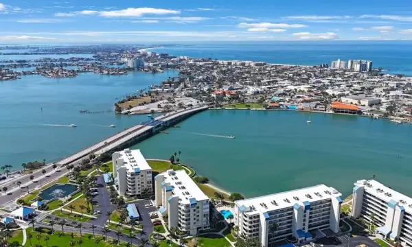 7872 Sailboat Key Boulevard S, Unit Ph602, South Pasadena, FL, 33707