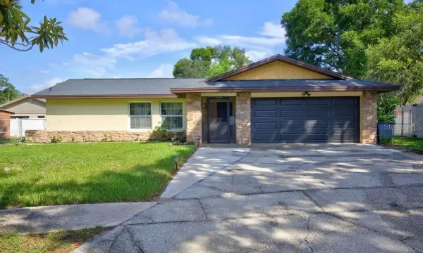 3110 Clovewood Place, Seffner, FL, 33584