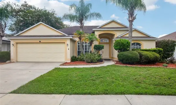 2302 Towering Oaks Circle, Seffner, FL, 33584